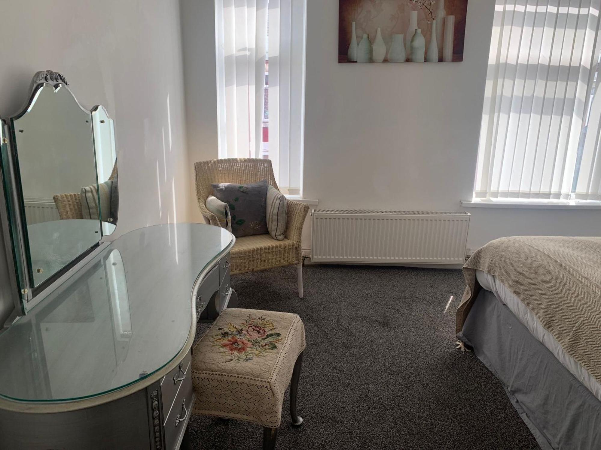 Gorgeous Stylish Cheri Victorian House In Manchester Villa Bagian luar foto